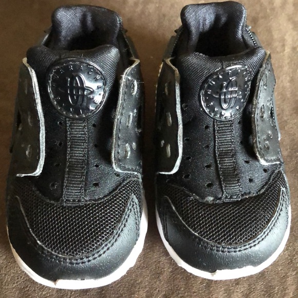 Nike Huarache - Picture 3 of 6